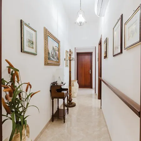 Casa La Piazzetta Feriehus